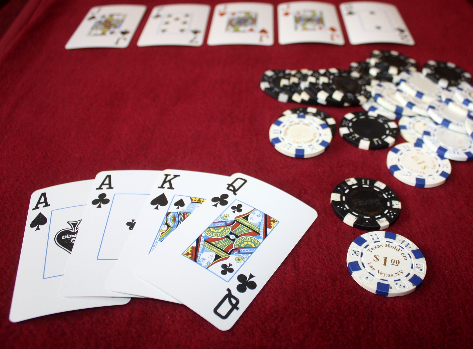 How to play Pot Limit Omaha Poker